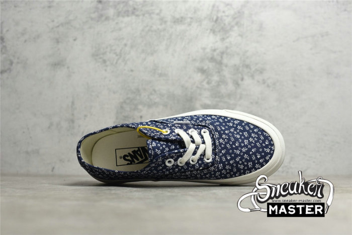 VANS ANAHEIM OG FLORAL AUTHENTIC 44 DX SKATE SHOES BLUE/WHITE VN0A7Q5CNVY