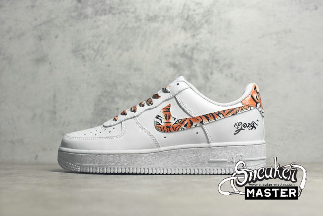 NIKE AIR FORCE 1 LOW 07 WHITE/TIGER/BLACK CZ0270-109
