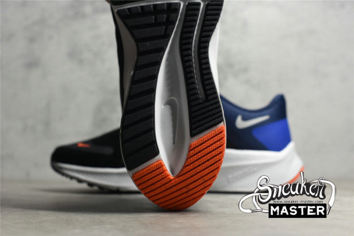 NIKE QUEST 4 BLACK/MIDNIGHT NAVY/HYPER ROYAL/LIGHT SMOKE GREY DA1105-004