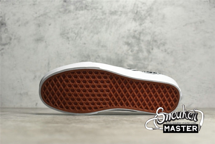 VANS CLASSIC SLIP-ON BANDANA BLACK/BLACK/WHITE VN0A33TBD9S