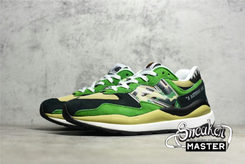 NEW BALANCE 57/40 RUNNING SHOES X BAPE GREEN/BLACK/BEIGE M5740BAE