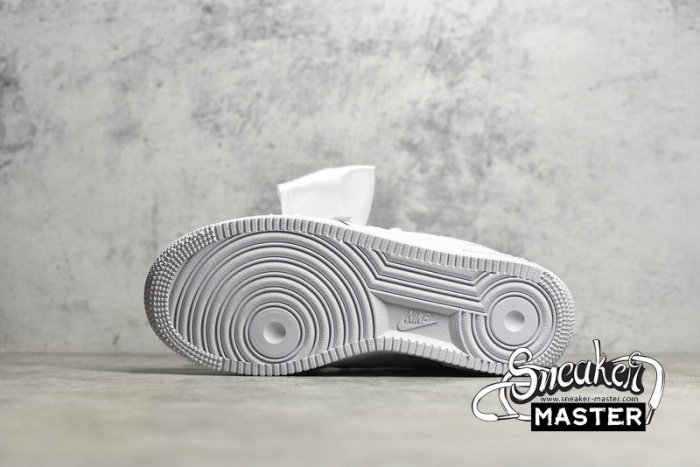 NIKE AIR FORCE 1 LOW BOW WHITE/WHITE/WHITE DV4244-111