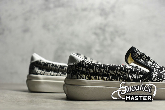 VANS SLIP-ON REISSUE X FEAR OF GOD BLACK/BLACK/WHITE VN0A3MQ6PZK