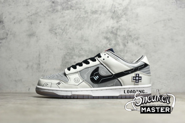 NIKE SB DUNK LOW SP VIDEO GAME COLLEGE NAVY/WOLF GREY/UNIVERSITY RED DD1768-400