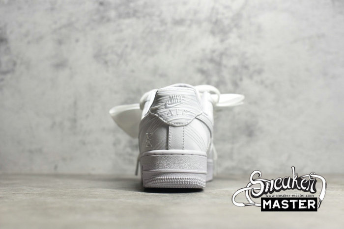 NIKE AIR FORCE 1 LOW BOW WHITE/WHITE/WHITE DV4244-111
