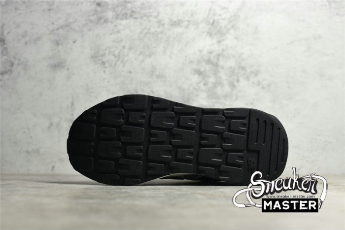 NEW BALANCE 57/40 RUNNING SHOES X BAPE BLACK/GREY/CAMO M5740BAP