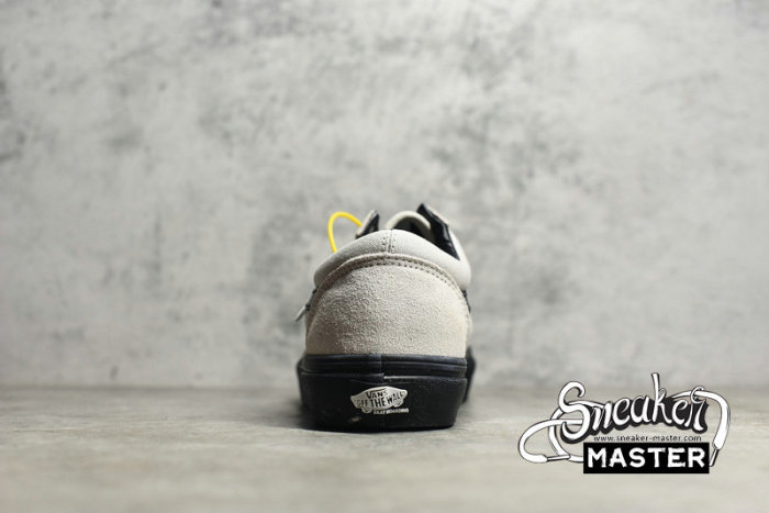 VANS OLD SKOOL SHOES WHITE/BLACK/WHITE VN0A5FCBKIG