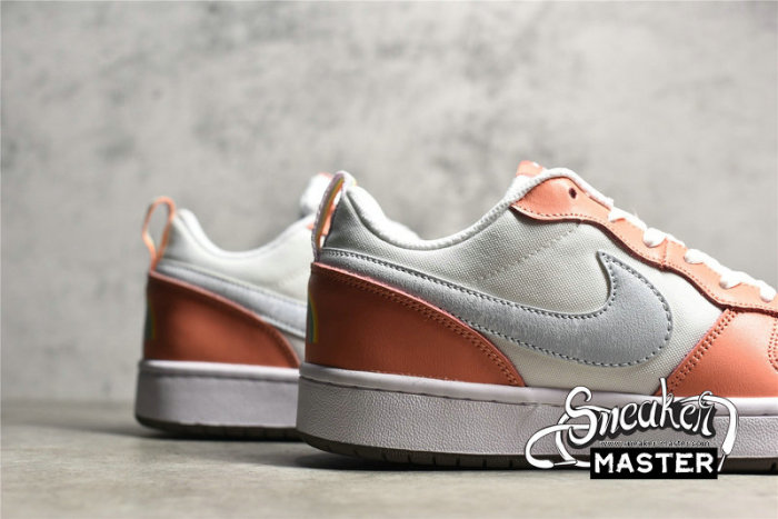 NIKE COURT BOROUGH LOW 2 SE GS WHITE/LIGHT MADDER ROOT/CAVE STONE/AURA DM1216-100