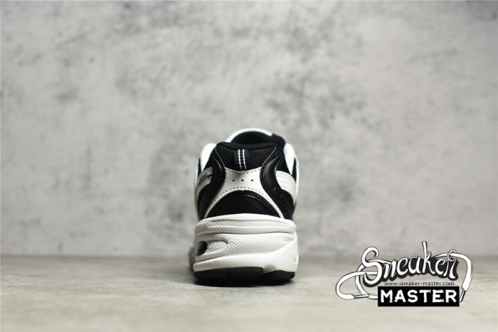 NEW BALANCE 530V2 RETRO RUNNING SHOES BLACK/WHITE/BLACK MR530SJ