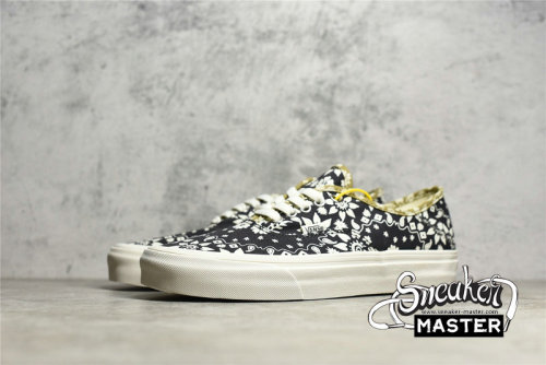 VANS VAULT AUTHENTIC VR3 LX BLACK/WHITE/BLACK VN0A4BX5QIY