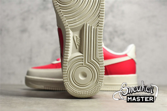 NIKE AIR FORCE 1 07 LOW WHITE/RED/WHITE NKAF1-001