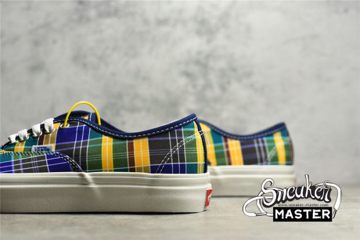 VANS ANAHEIM FACTORY OG PLAID AUTHENTIC 44 DX MULTI-COLOR/BEIGE VN0A5KX4RGR
