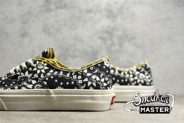 VANS VAULT AUTHENTIC VR3 LX BLACK/WHITE/BLACK VN0A4BX5QIY