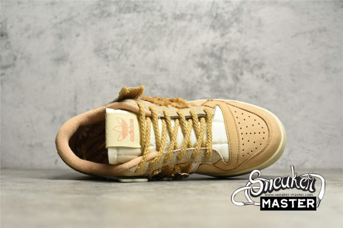 ADIDAS FORUM 84 LOW SHOES OFF WHITE/WONDER WHITE/HALO BLUSH GW0299