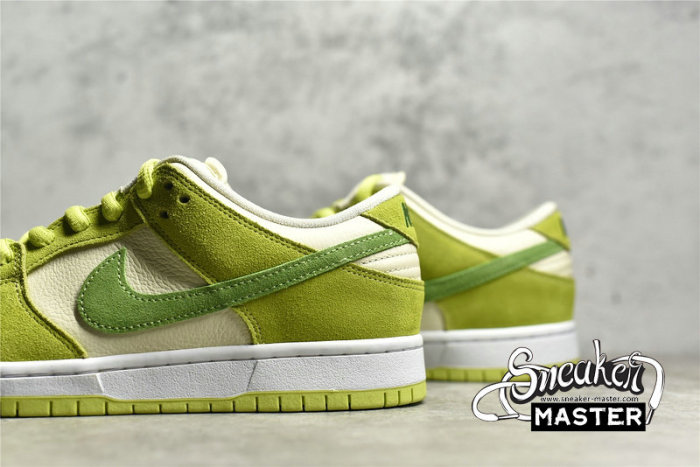 NIKE DUNK LOW PRO SB FRUITY PACK GREEN APPLE ATOMIC GREEN/CHLOROPHYLL DM0807-300