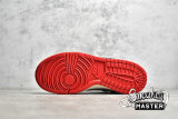 NIKE SB DUNK LOW EMB CHICAGO WHITE/BLACK/CHILE RED DD3363-100