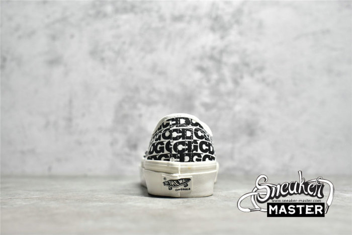 VANS AUTHENTIC CDG LOGO X COMME DES GARCONS BLACK/WHITE/BLACK VN0A4BV9SHM