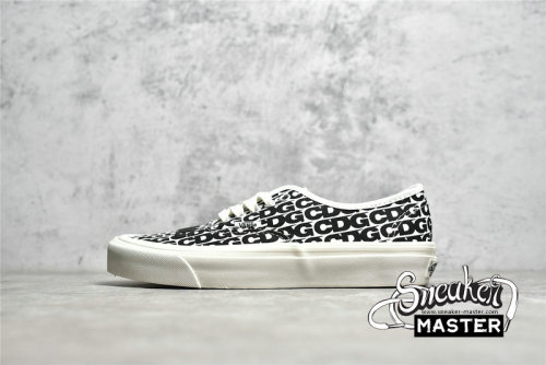VANS AUTHENTIC CDG LOGO X COMME DES GARCONS BLACK/WHITE/BLACK VN0A4BV9SHM