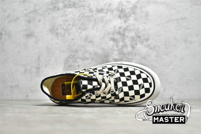 VANS AUTHENTIC VR3 SF BLACK/WHITE/BLACK VN0A4BX5KIG