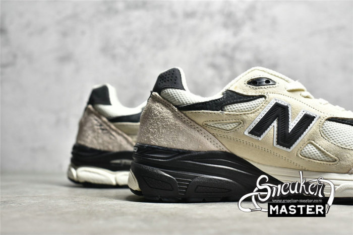 NEW BALANCE 990V3 MADE IN USA X TEDDY SANTIS MOONBEAM/MACADAMIA NUT M990AD3