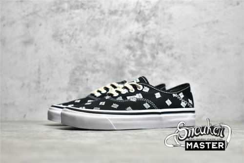 VANS AUTHENTIC LOGO BLACK/BLACK/WHITE VN0A4BX88KP