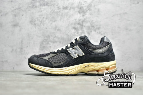 NEW BALANCE 2002R RUNNING SHOES BLACK/GREY/BEIGE M2002RHO