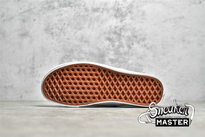 VANS AUTHENTIC LOGO BLACK/BLACK/WHITE VN0A4BX88KP