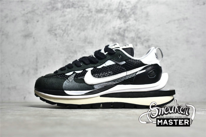 NIKE SACAI X VAPORWAFFLE BLACK/SUMMIT WHITE/PURE PLATINUM CV1363-001