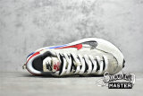 NIKE SACAI X VAPORWAFFLE SAIL/LIGHT BONE/GAME ROYAL/SPORT FUCHSIA CV1363-100