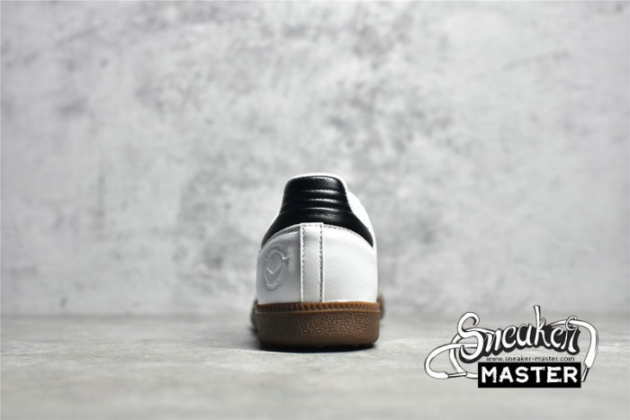 ADIDAS SAMBA VEGAN SHOES CLOUD WHITE/CORE BLACK/GUM FW2427