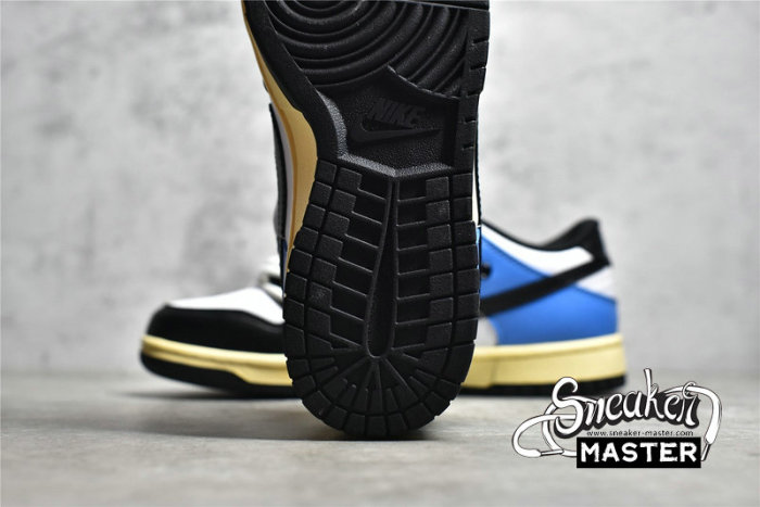 NIKE DUNK LOW SB WHITE/BLACK/BLUE