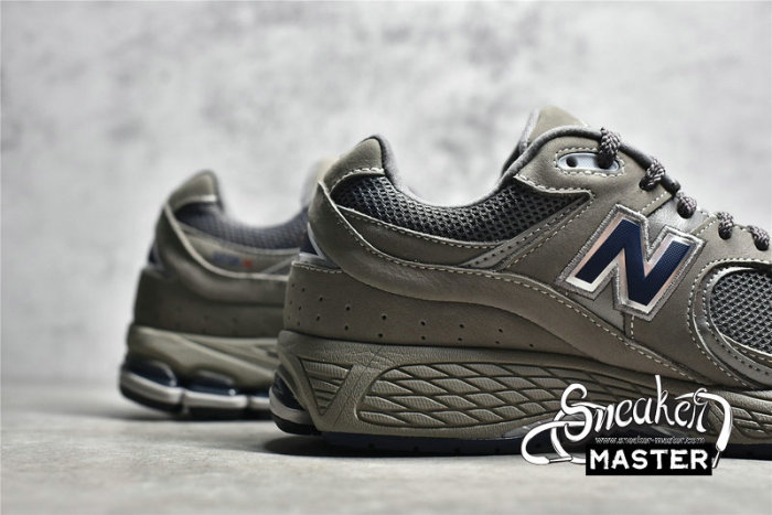 NEW BALANCE 2002R OG RUNNING SHOES LIGHT GREY/GREY/BLACK ML2002RA