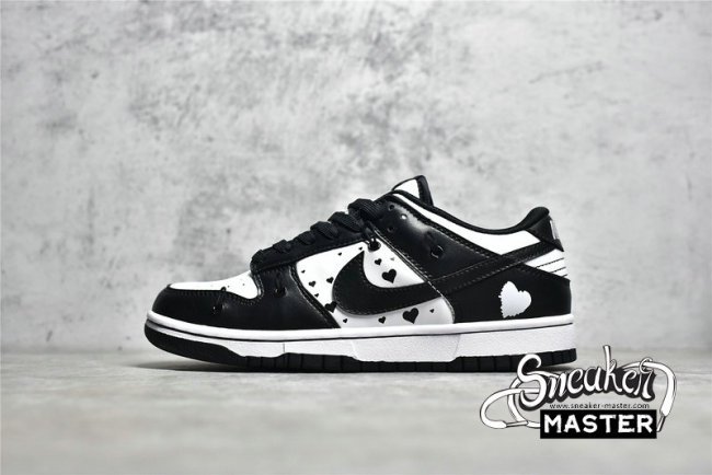 NIKE SB DUNK LOW RETRO XD BLACK/BLACK/WHITE