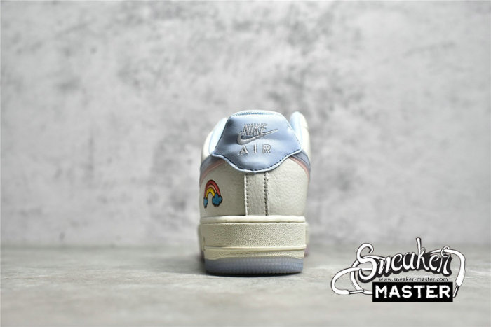 NIKE AIR FORCE 1 LOW 07 MAGPIE BRIDGE WHITE/LIGHT ARMORY BLUE/ARCTIC PUNCH CW1574-805