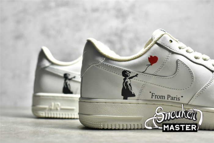 NIKE AIR FORCE 1 07 LOW PARIS VALENTINE OFF WHITE/BLACK/WHITE LZ5988-505