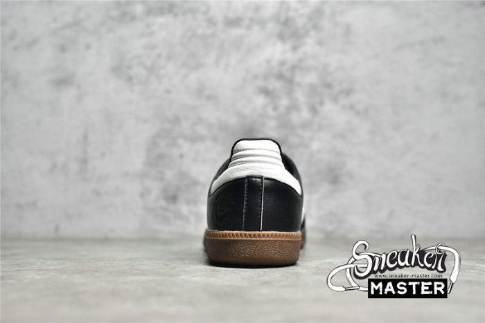 ADIDAS SAMBA OG SHOES CORE BLACK/FOOTWEAR WHITE/GUM B75807