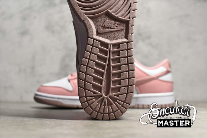 NIKE SB DUNK LOW GS WHITE/PINK VELVET/WHITE DO6485-600