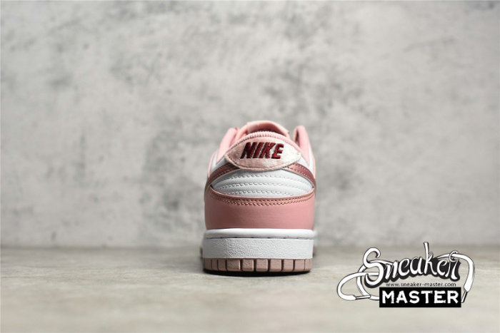 NIKE SB DUNK LOW GS WHITE/PINK VELVET/WHITE DO6485-600