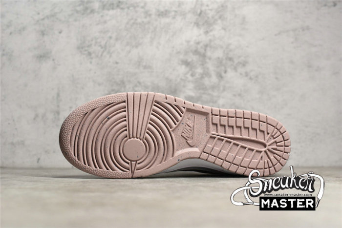 NIKE SB DUNK LOW GS WHITE/PINK VELVET/WHITE DO6485-600