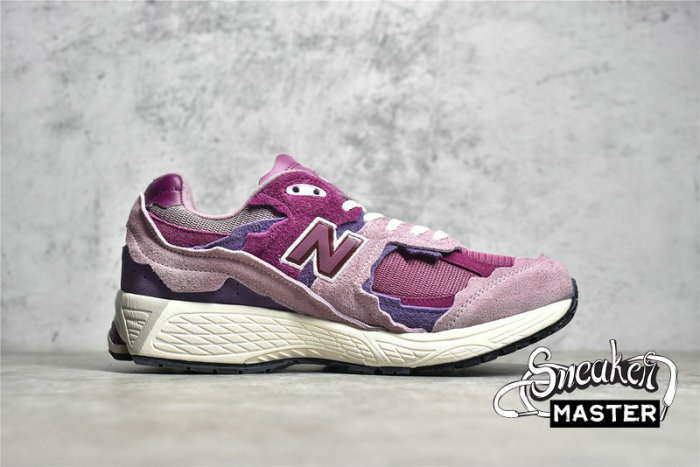 NEW BALANCE 2002R PROTECTION PACK RUNNING SHOES PINK∕WHITE∕PURPLE M2002RDH