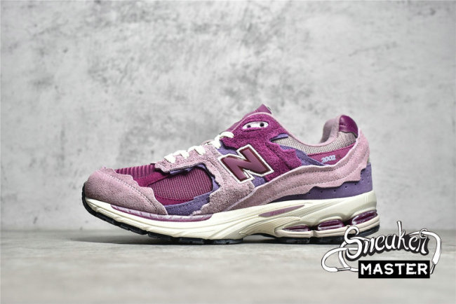 NEW BALANCE 2002R PROTECTION PACK RUNNING SHOES PINK∕WHITE∕PURPLE M2002RDH