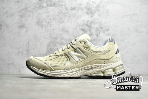 NEW BALANCE 2002R RUNNING SHOES BONE∕BONE∕LIGHT ALUMINUM ML2002RE