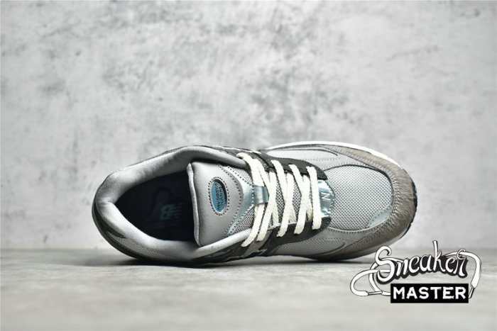 NEW BALANCE ATMOS X 2002R SHIBUYA RAT GREY∕BLACK∕WHITE M2002RAT