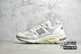NEW BALANCE 990V2 RUNNING SHOES SEA SALT∕RAIN CLOUD M990TC2