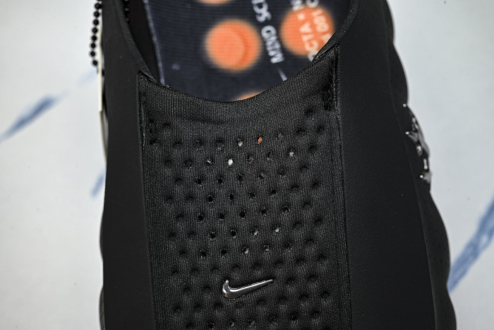 HQ4309-002 MIND 001 MASSAGE SLIPPERS BLACK/BLACK/BLACK