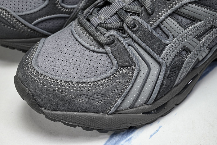 1203B110-020 THOM BROWNE X GEL KAYANO 14 MEN'S AND WOMEN'S CASUAL SHOES DARK GRAY/GREY