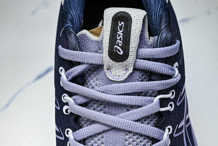 1011C127-402 GEL NIMBUS 28 LOW-TOP RUNNING SHOES NAVY BLUE/PURPLE