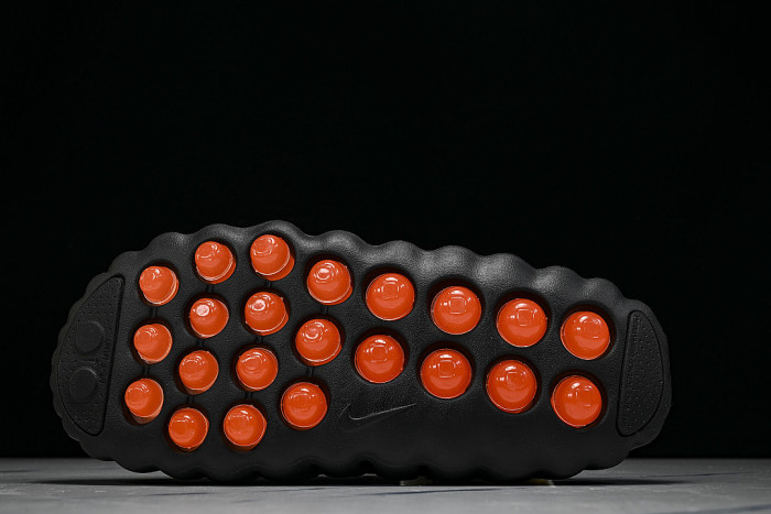 HQ4309-002 MIND 001 MASSAGE SLIPPERS BLACK/BLACK/BLACK