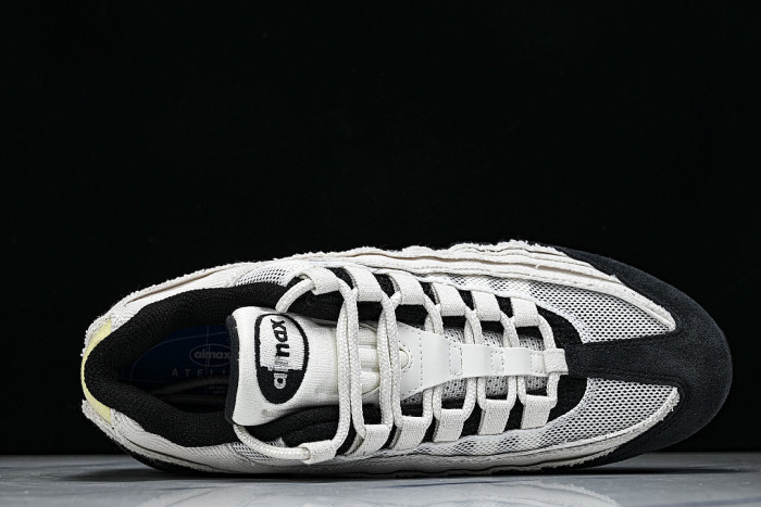 IQ0284-010 AIR MAX 95 RETRO SHOCK ABSORBING AIR CUSHIONED RUNNING SHOES LIGHT GRAY/GREY