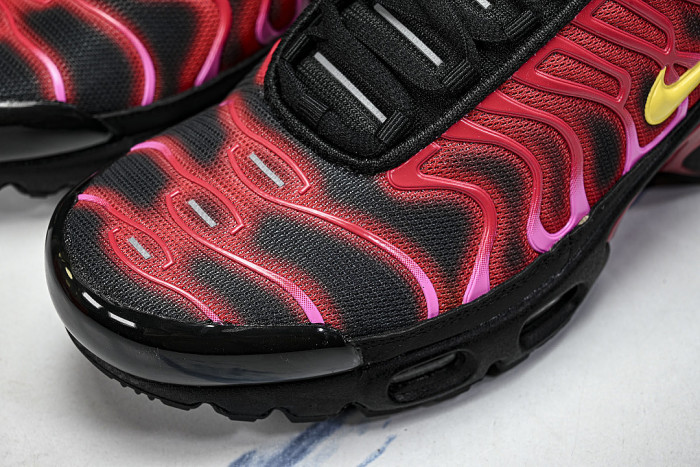 DA1472-600 AIR MAX PLUS UNIVERSITY RED/VARSITY MAIZE